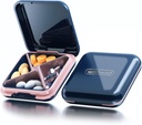 Kis Pill Case, Travel Pill Box, Portable Pill Container for Purse or Pocket, Daily Medicine Organizer Waterprovider 4 Compact Pill Holder Vitaminok, kiegészítők, gyógyszerek
